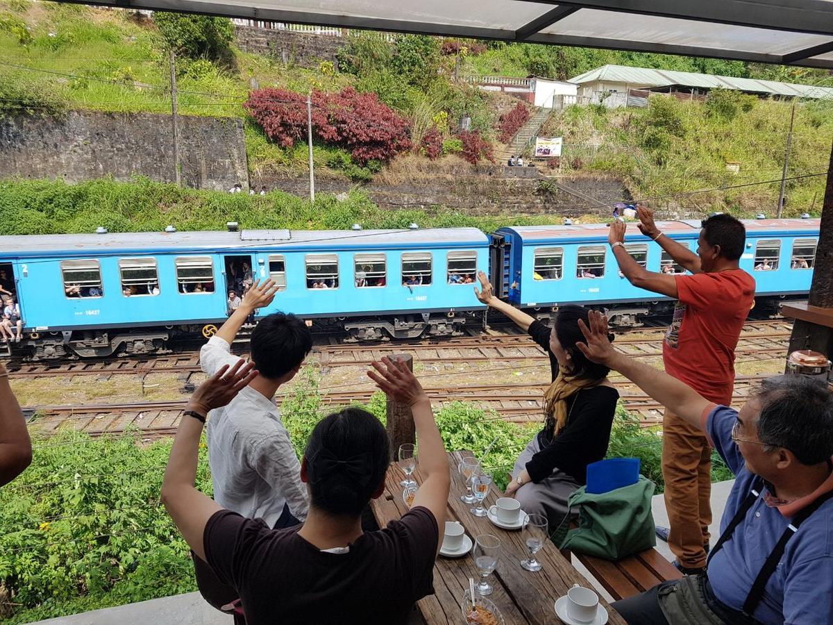 Railway Lodge Hostel هاتون المظهر الخارجي الصورة